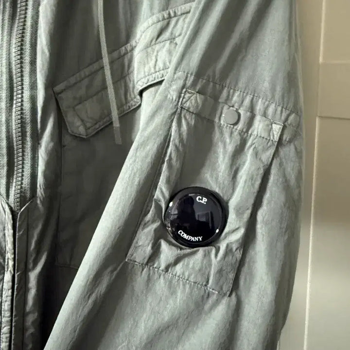 [BUNJANG] C.P. Company Chrome-R Hooded Jacket / C.P. 컴퍼니 Chrome-R 후드 자켓