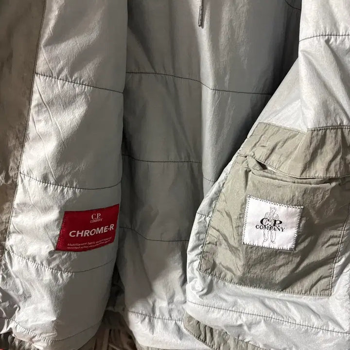 [BUNJANG] C.P. Company Chrome-R Hooded Jacket / C.P. 컴퍼니 Chrome-R 후드 자켓