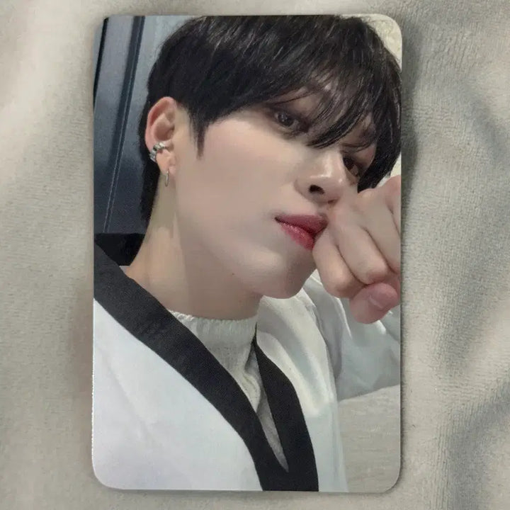 [BUNJANG] DKB Heechand Emotion Everline Taekwondo Uniform POB Photocard / 다크비 희찬 이모션 에버라인 태권도복 미공포 특전 포카