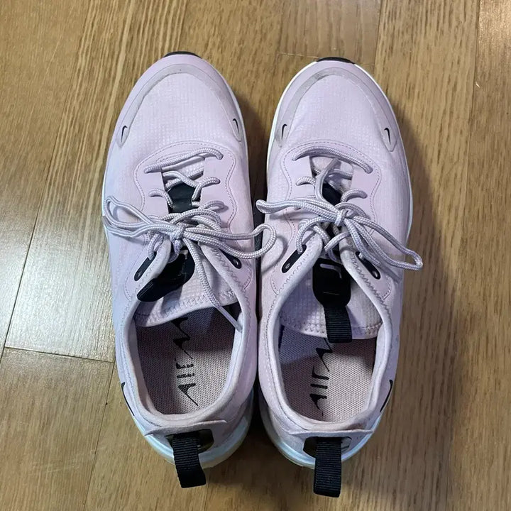 [BUNJANG] Nike Air Max Dia Sneakers 255 / 197) 나이키 에어맥스 디아 운동화 255