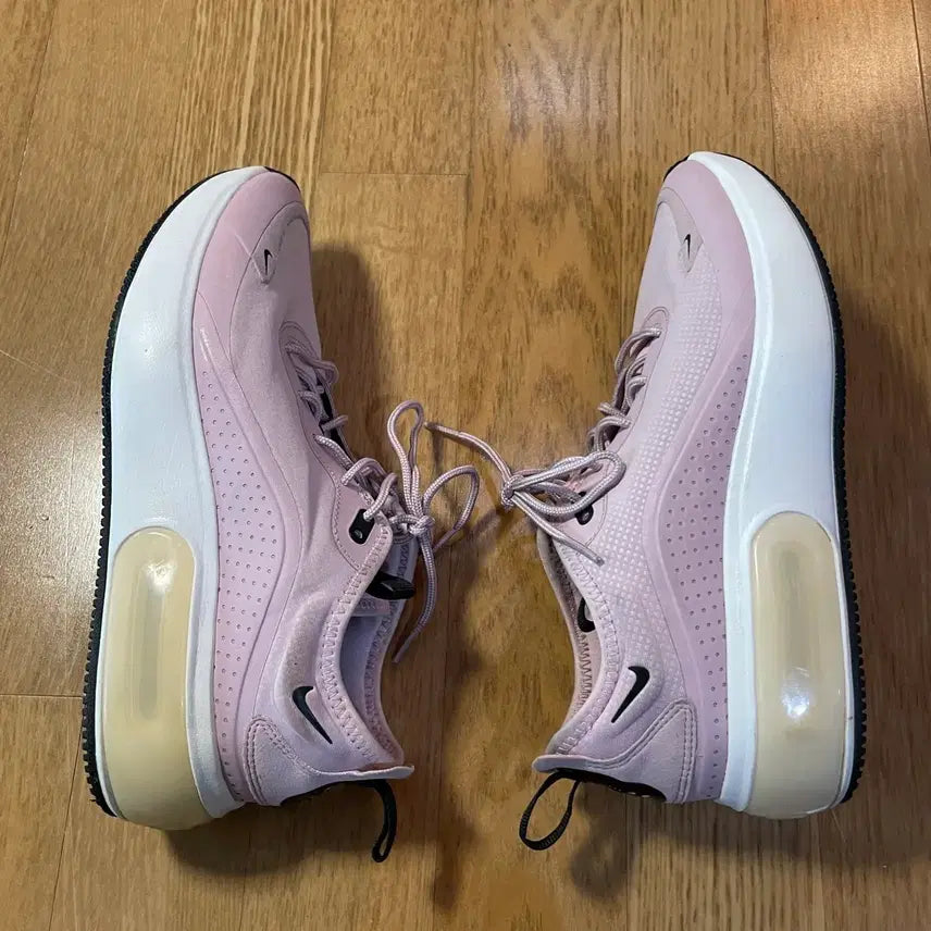 [BUNJANG] Nike Air Max Dia Sneakers 255 / 197) 나이키 에어맥스 디아 운동화 255