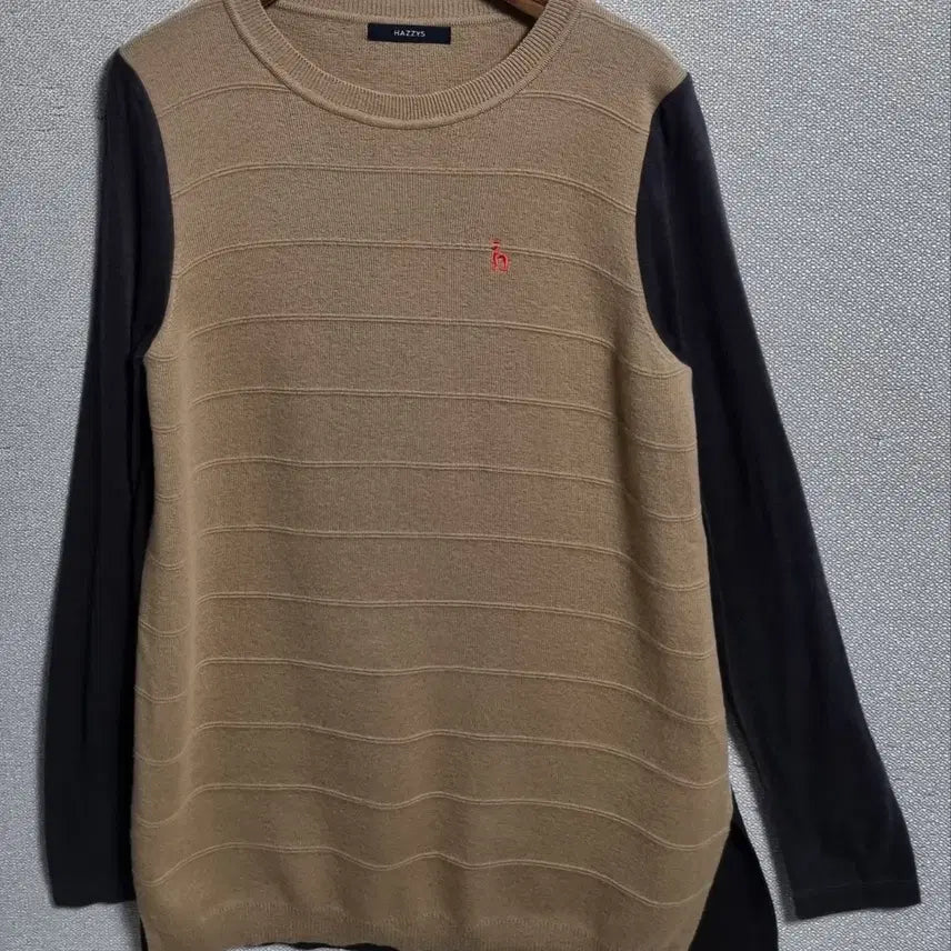 [BUNJANG] Hazzys Dark Beige and Brown Knit Blouse / XS (44) 헤지스 다크베이지+브라운 니트 블라우스