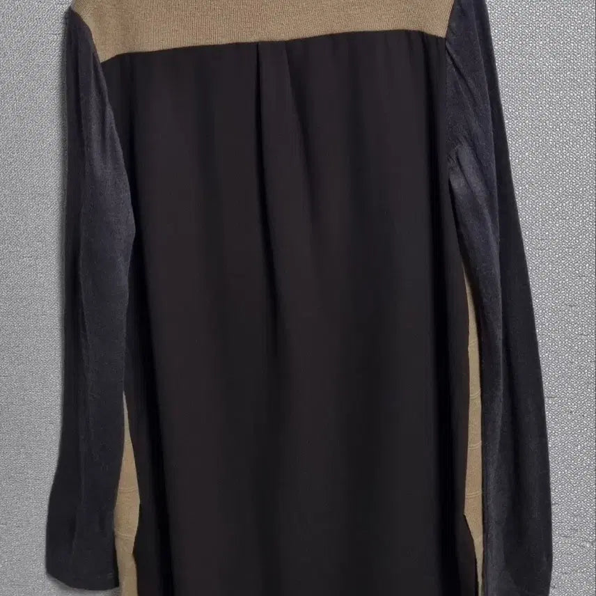 [BUNJANG] Hazzys Dark Beige and Brown Knit Blouse / XS (44) 헤지스 다크베이지+브라운 니트 블라우스