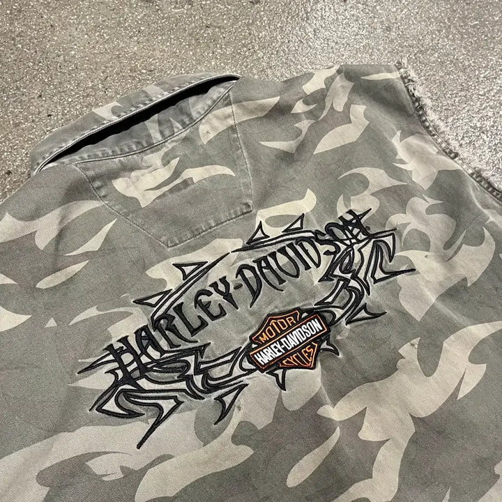 [BUNJANG] Harley-Davidson Woodland Pattern Sleeveless Shirt (2XL) / 할리데이비슨 슬리브리스 셔츠 (110)