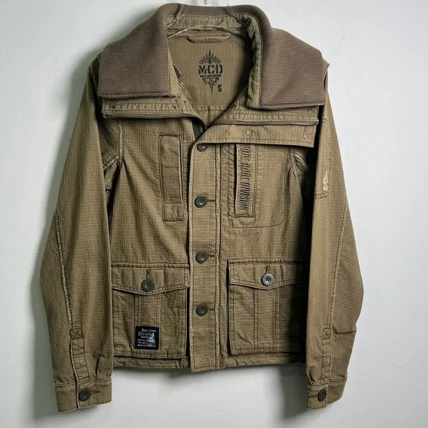 [BUNJANG] MCD Khaki Military Hooded Parka Jacket (Size S) / MCD 카키 밀리터리 후드 야상 자켓 S