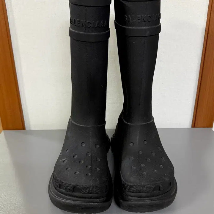 [BUNJANG] Balenciaga Crocs Rubber Boots Black / [39] 발렌시아가 크록스 러버 부츠 블랙