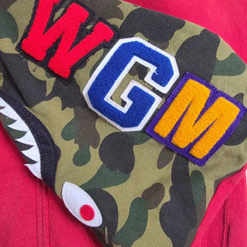 [BUNJANG] BAPE Shark Hoodie Red Camo Half-and-Half Zip-up / 급처 네고가능) 베이프 샤크후드 레드 카모 반반 후드집업