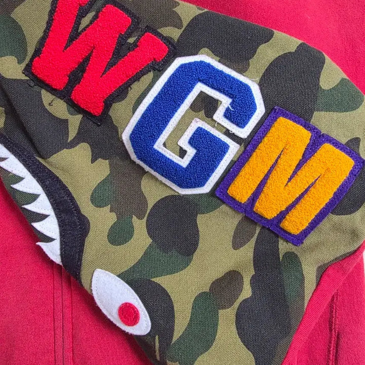 [BUNJANG] BAPE Shark Hoodie Red Camo Half-and-Half Zip-up / 급처 네고가능) 베이프 샤크후드 레드 카모 반반 후드집업