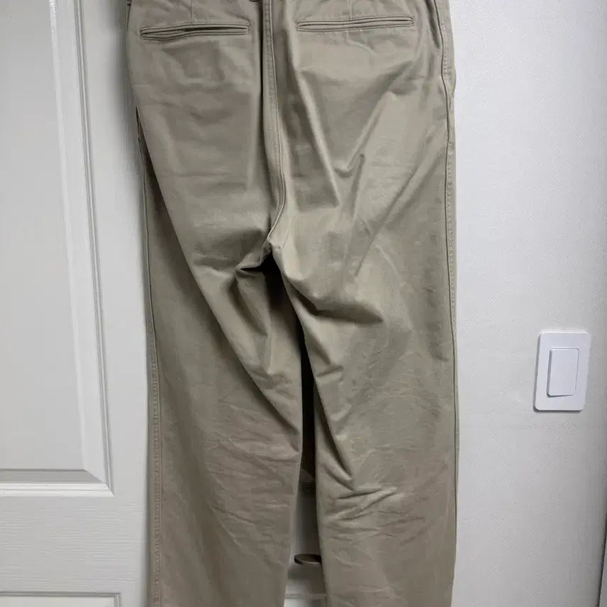 [BUNJANG] Pottery Officer Chino Pants Light Beige 2 / 포터리 오피서 치노 팬츠 뉴 라이트베이지 2