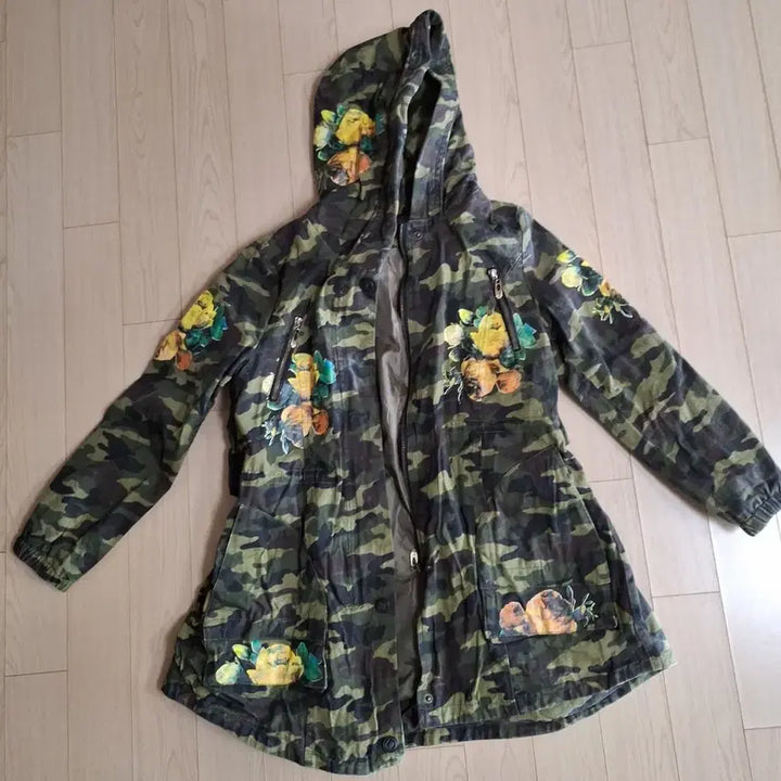 [BUNJANG] Camouflage Flower Printed Hooded Field Jacket / 카모플라쥬 플라워 후드 야상 점퍼