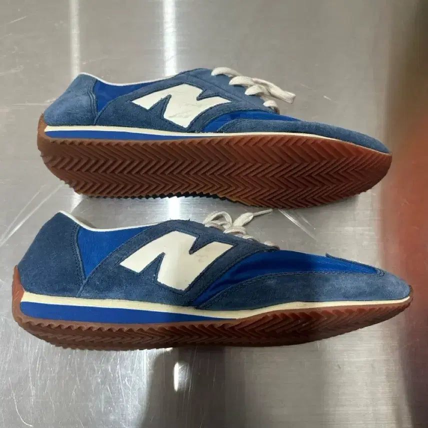 [BUNJANG] New Balance 320VT Blue Sneakers / 뉴발란스 320VT 블루 270팝니다!