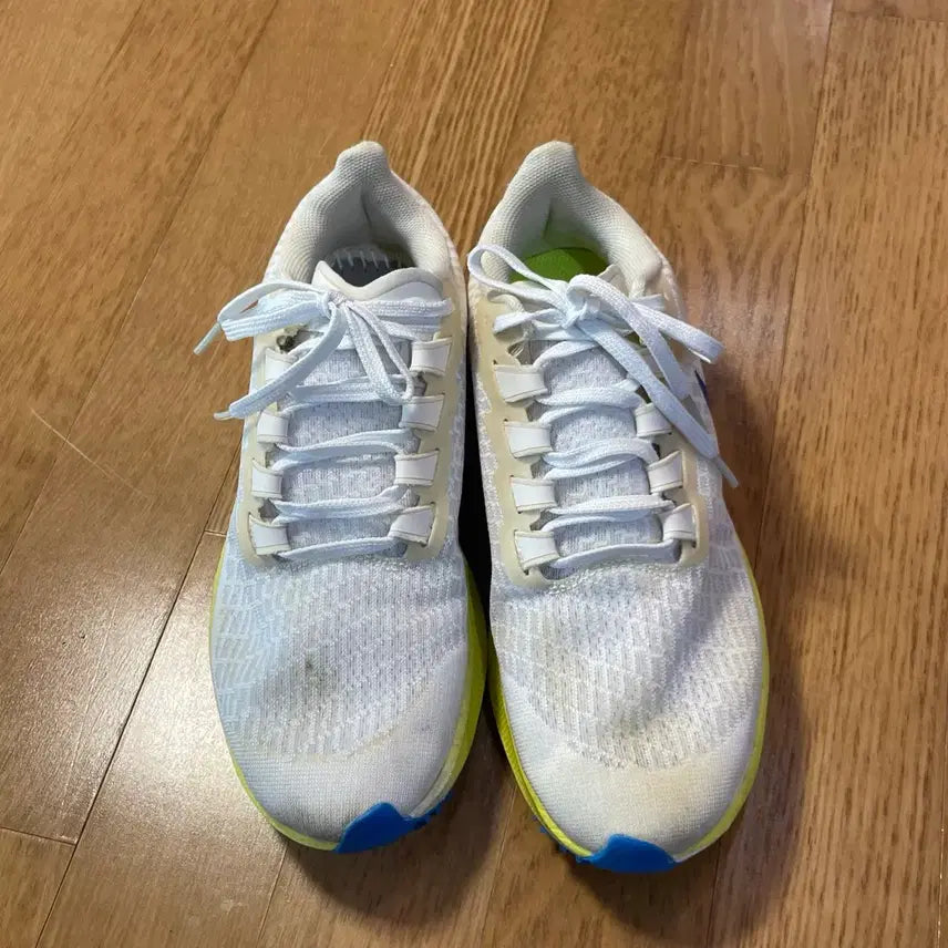 [BUNJANG] Nike Air Zoom Pegasus 37 White Blue Green Sneakers / 203) 나이키 에어 줌 페가수스 37 화이트 블루 그린 250