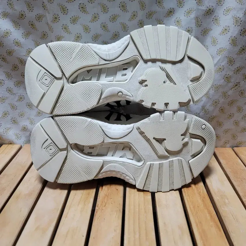 [BUNJANG] MLB Big Ball Chunky Ugly Shoes (230) / MLB 빅볼 청키 운동화 어글리슈즈 230