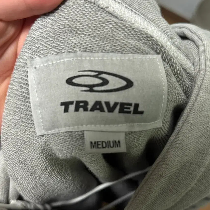 [BUNJANG] TRAVEL Hoodie M / 트래블 후드티 M
