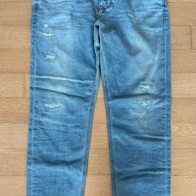 [BUNJANG] Diesel Larkee-Beex 087ax Jeans / 디젤 청바지 larkee-beex 087ax