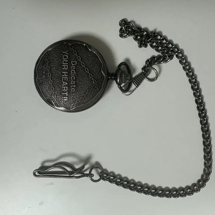 [BUNJANG] Attack on Titan Levi Pocket Watch / 진격의 거인 리바이 회중시계