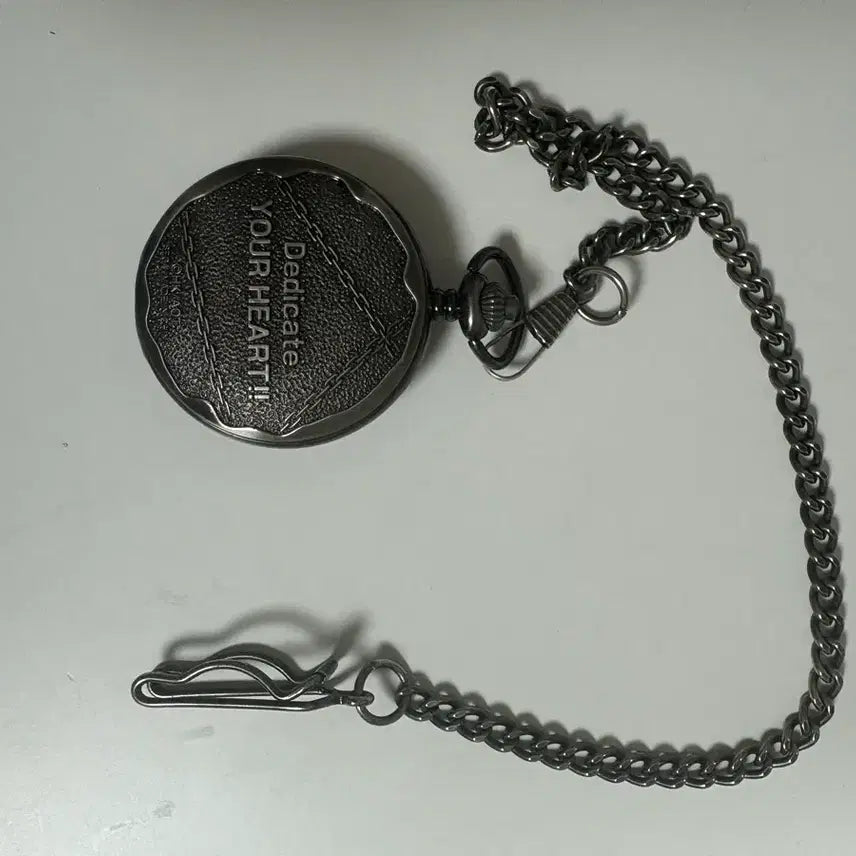 [BUNJANG] Attack on Titan Levi Pocket Watch / 진격의 거인 리바이 회중시계