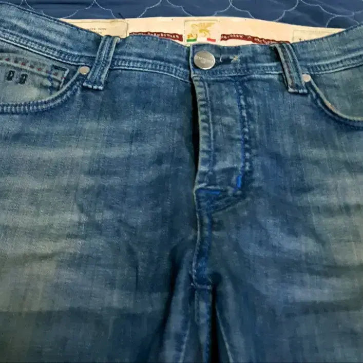 [BUNJANG] Tramarossa Leonardo Vintage Wash Denim Jeans (32) / (이태리) 트라마로사 테일러드 레오나르도 빈티지워싱 스판 데님진 (32)