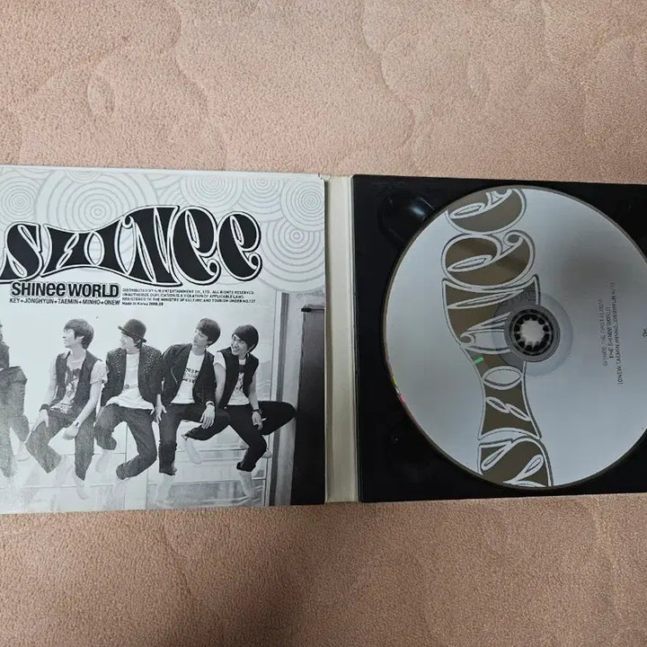 [BUNJANG] SHINee SHINee WORLD Album / 샤이니 SHINee WORLD 앨범