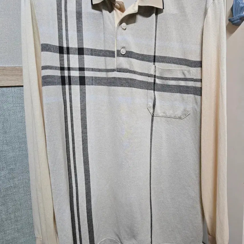 [BUNJANG] Check Pattern Long Sleeve Collar T-shirt / 체크 패턴 긴팔 카라 티셔츠