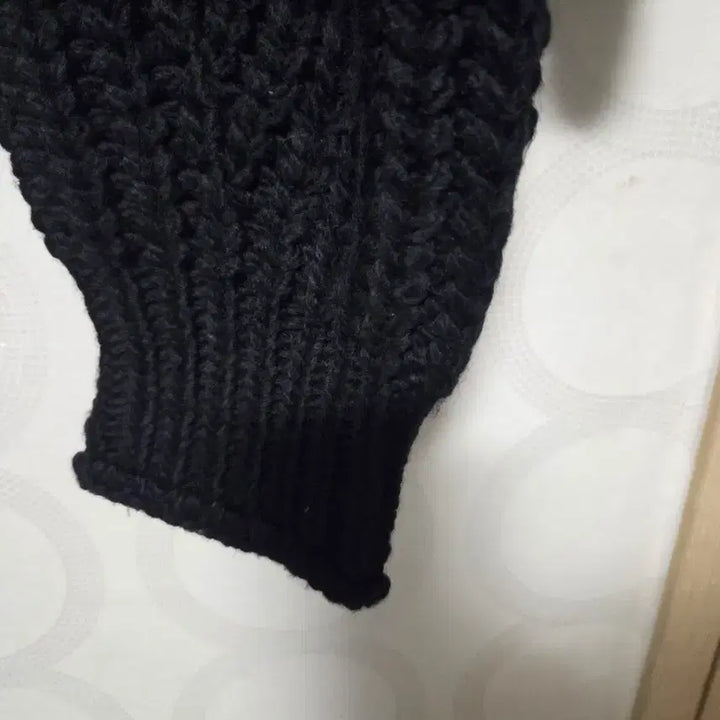 [BUNJANG] H&amp;M Black Turtleneck Crop Knit Top / H&amp;M블랙 터틀넥 크롭니트티