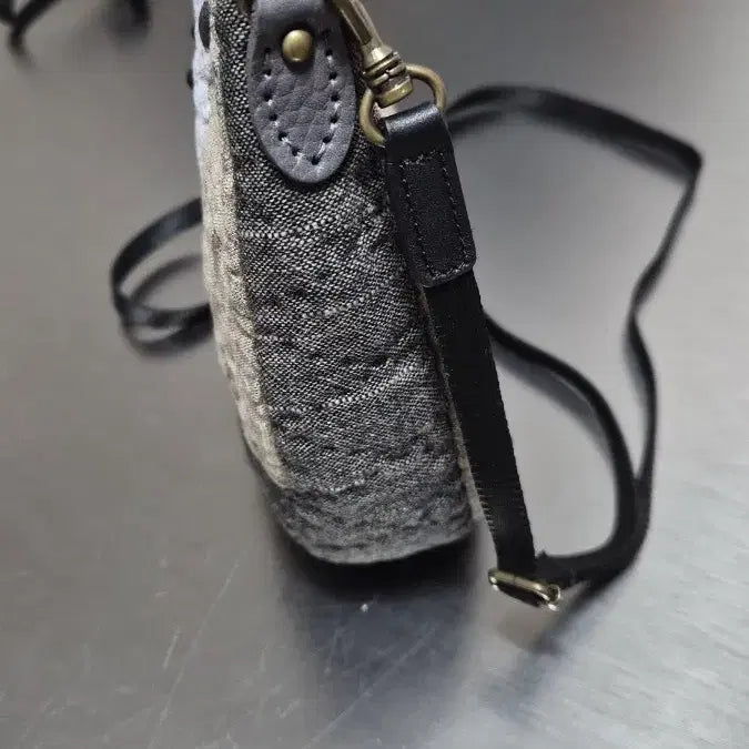 [BUNJANG] Handmade Bear Crossbody Bag / 핸드메이드 곰돌이 크로스백 가방