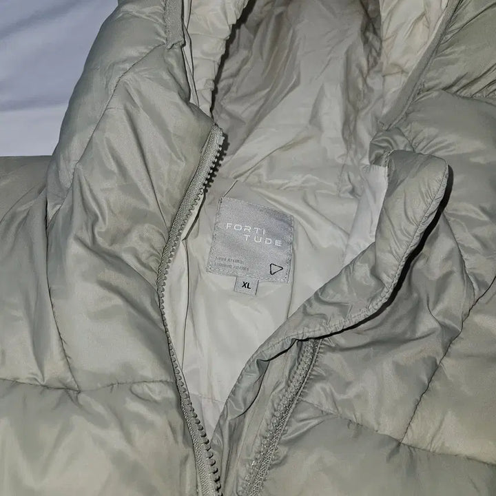 [BUNJANG] Fortitude Lightweight Padded Hooded Softshell Jacket - XL / Fortitude 경량패딩 후드 소프트쉘 자켓 테크 XL