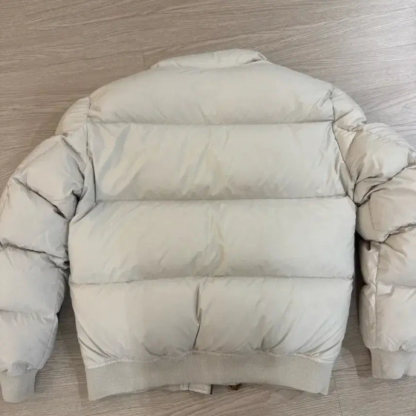 [SOLD OUT] 폴로 랄프로렌 25FW 숏넥 덕다운 푸퍼 숏패딩(크림 투게더)