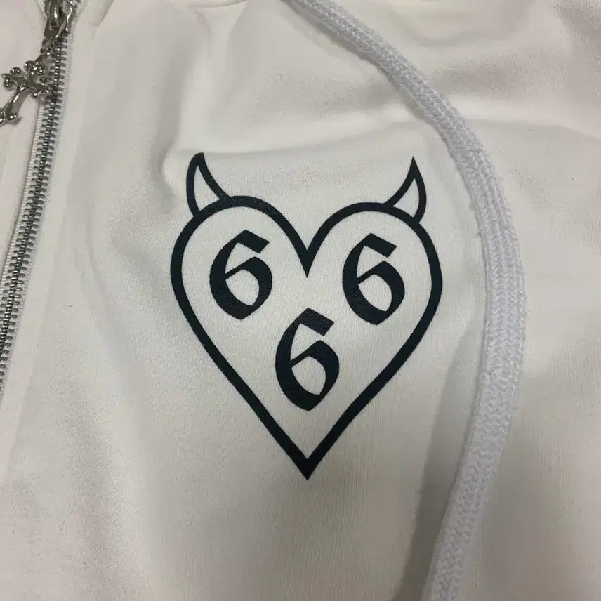 [SOLD OUT] 더미스테리어스 호텔 데빌 후드집업 F