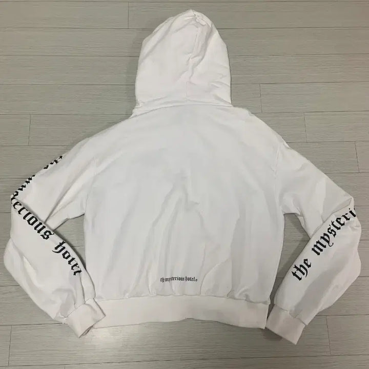 [SOLD OUT] 더미스테리어스 호텔 데빌 후드집업 F