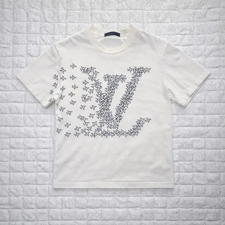 [BUNJANG] Louis Vuitton Airplane LV Big Logo T-shirt / 루이비통 비행기 LV 빅로고 반팔 티셔츠 S 남녀공용