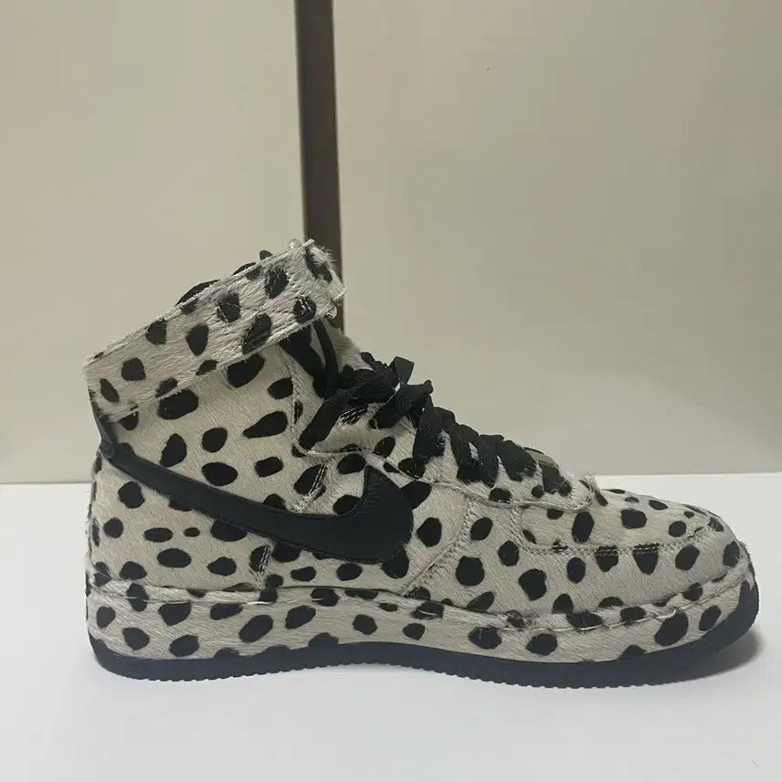 [BUNJANG] NIKE Air Force 1 High Premium Harako Dalmatian Custom Sneakers / 나이키 에어 포스 1 (달마시안) 송치
