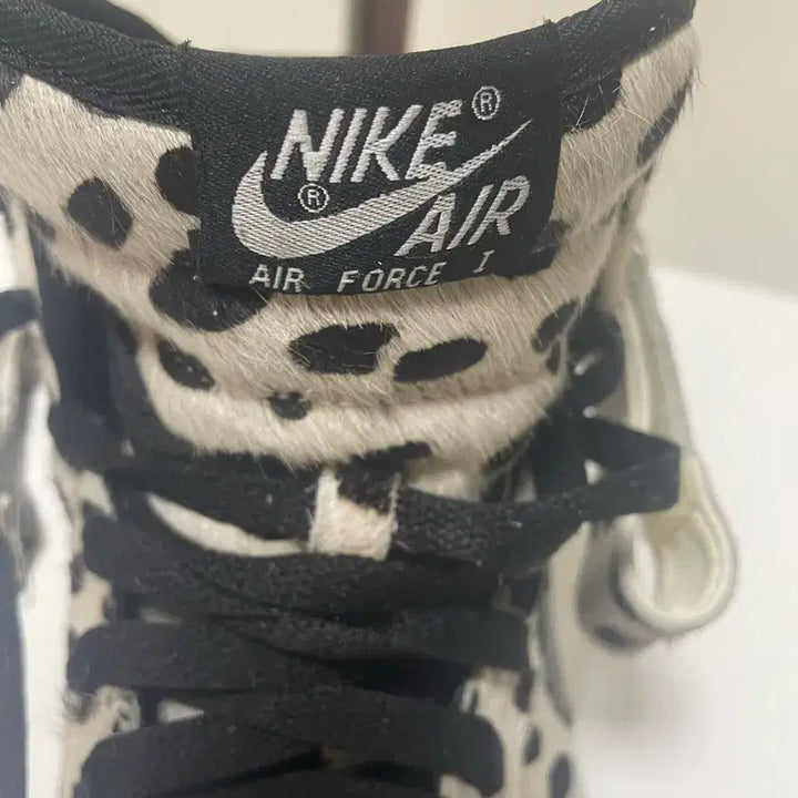 [BUNJANG] NIKE Air Force 1 High Premium Harako Dalmatian Custom Sneakers / 나이키 에어 포스 1 (달마시안) 송치