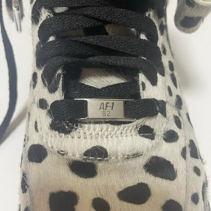 [BUNJANG] NIKE Air Force 1 High Premium Harako Dalmatian Custom Sneakers / 나이키 에어 포스 1 (달마시안) 송치