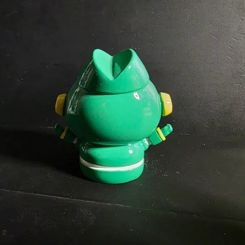 [BUNJANG] Gundam Robot Costume Crayon Shin-chan Figure Mood Lamp / 건담로봇짱구 무드등 피규어