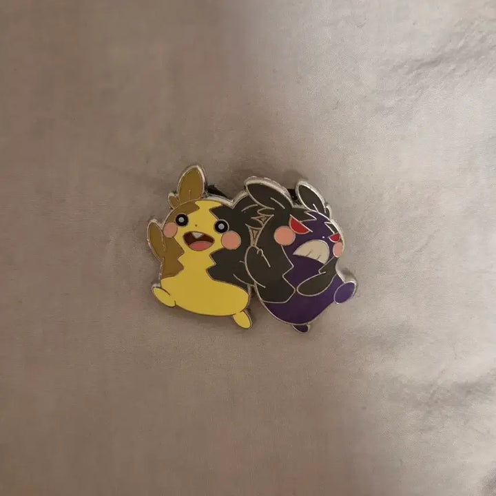 [BUNJANG] Pokemon Morpeko Pin Badge / 포켓몬 모르페코 핀뱃지