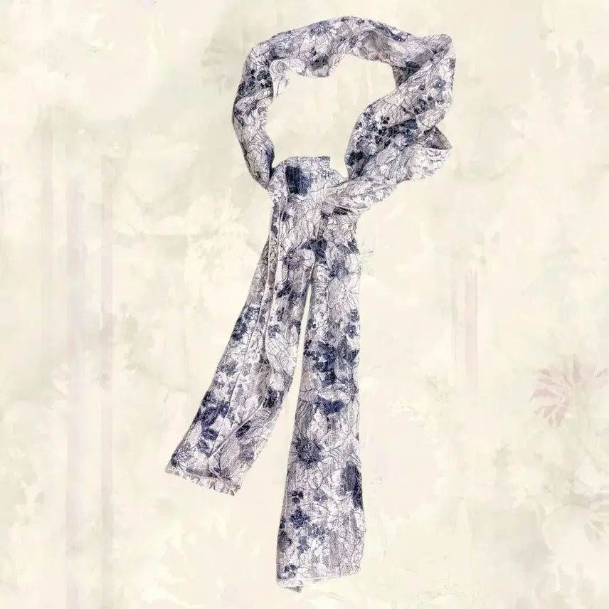 [BUNJANG] Oriental Fairy Blue and White Silver Thread See-through Muffler / 일본 오리엔탈 페어리 블루 앤 화이트 은사 포인트 시스루 머플러