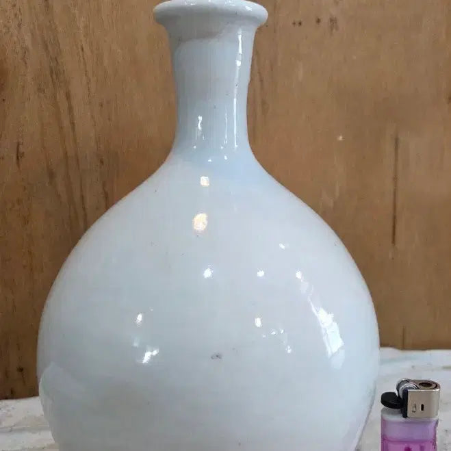 [BUNJANG] Japanese Colonial Period White Porcelain Vase / 일제강점기 백자 주병