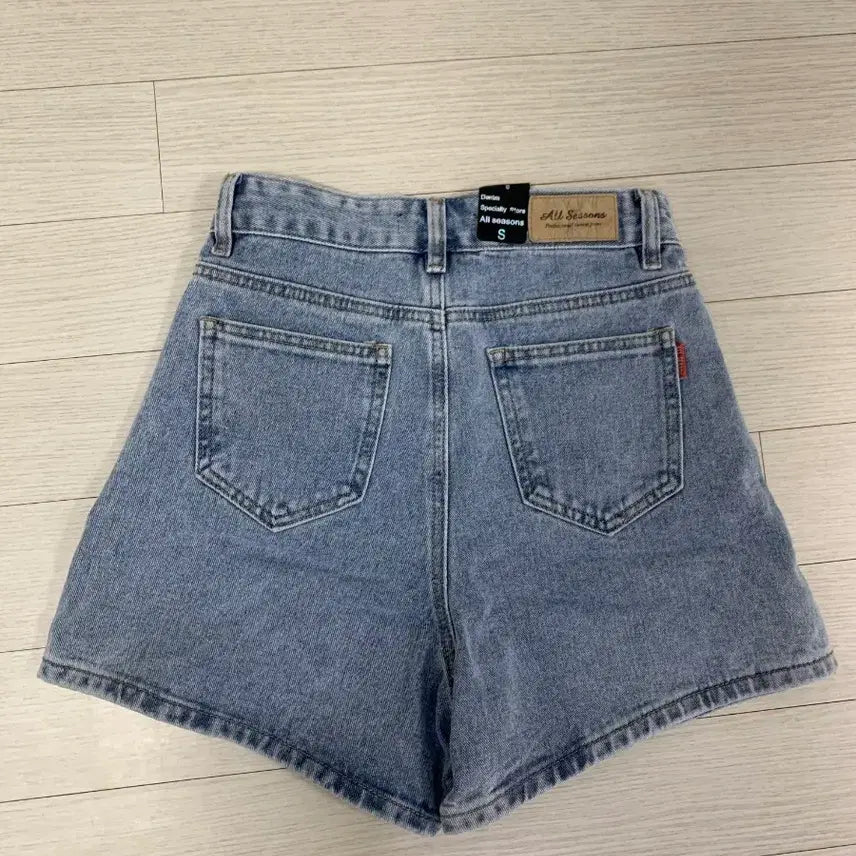 [SOLD OUT] 핫팬츠 반바지 청바지A라인반바지S