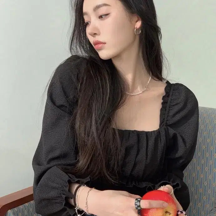 [BUNJANG] Pale Jade Jacquard Frill Blouse / 페일제이드 자가드 프릴 블라우스
