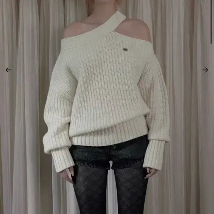 [BUNJANG] Bohemian Seoul Cutout Loose Fit Knit Cream / 보헤미안서울 컷아웃 루즈핏 니트 크림