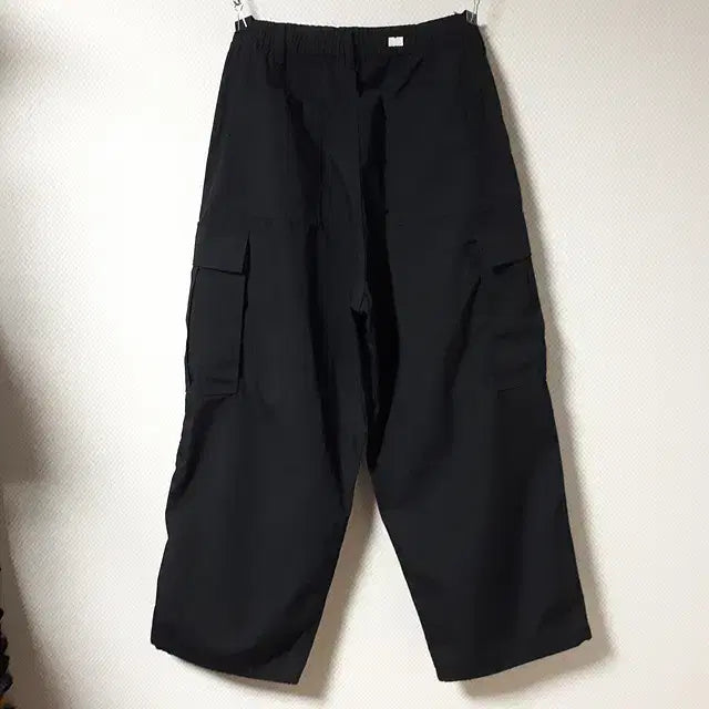 [BUNJANG] GU Black Wide Cargo Pants (Size 32) / 32/GU 블랙 와이드 카고팬츠/32-1625