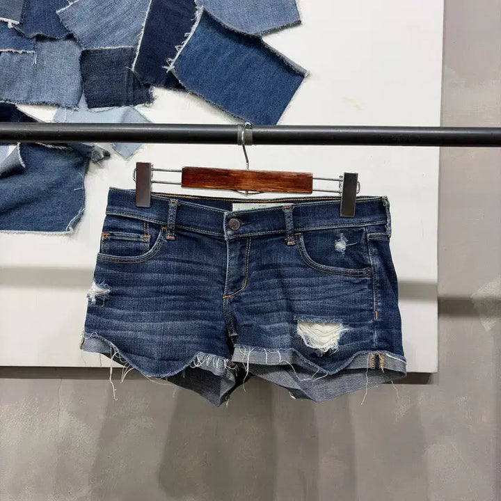 [BUNJANG] Abercrombie &amp; Fitch Distressed Denim Shorts / (25인치) 아베크롬비 여성 Y2K 디스트로이드 데님 숏팬츠 청반바지