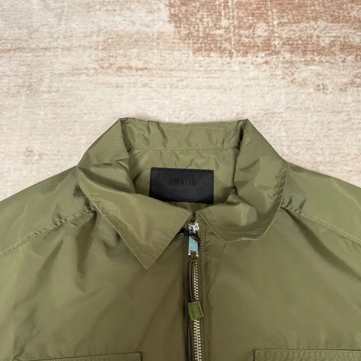 [BUNJANG] Prada Nylon Zip-Up Short Sleeve Casual Shirt / 프라다 반팔 나일론 집업 카기 캐쥬얼스타일