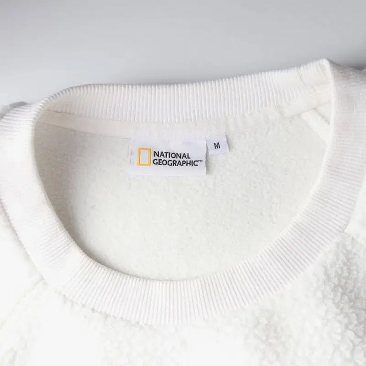 [BUNJANG] National Geographic Fleece Sweatshirt M / 내셔널지오그래픽 로고 뽀글이 플리스 맨투맨 M