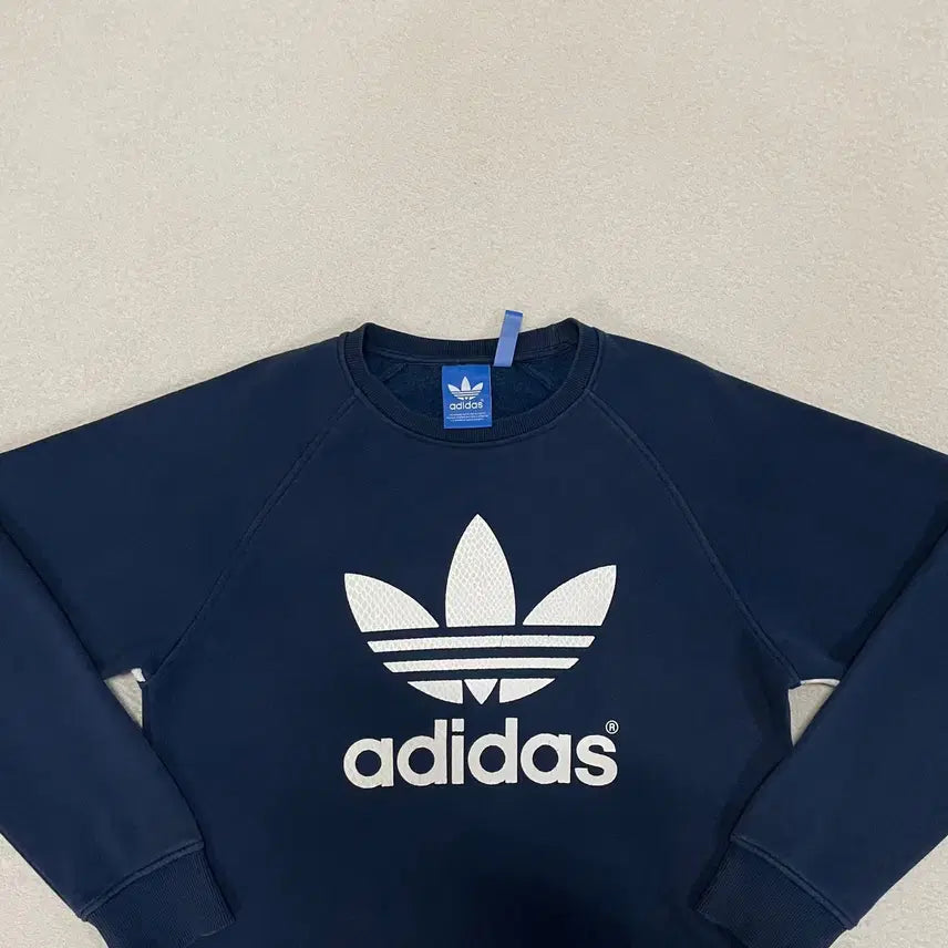 [BUNJANG] Adidas Fleece Sweatshirt (Size 100) / L 아디다스 기모 맨투맨 B.900