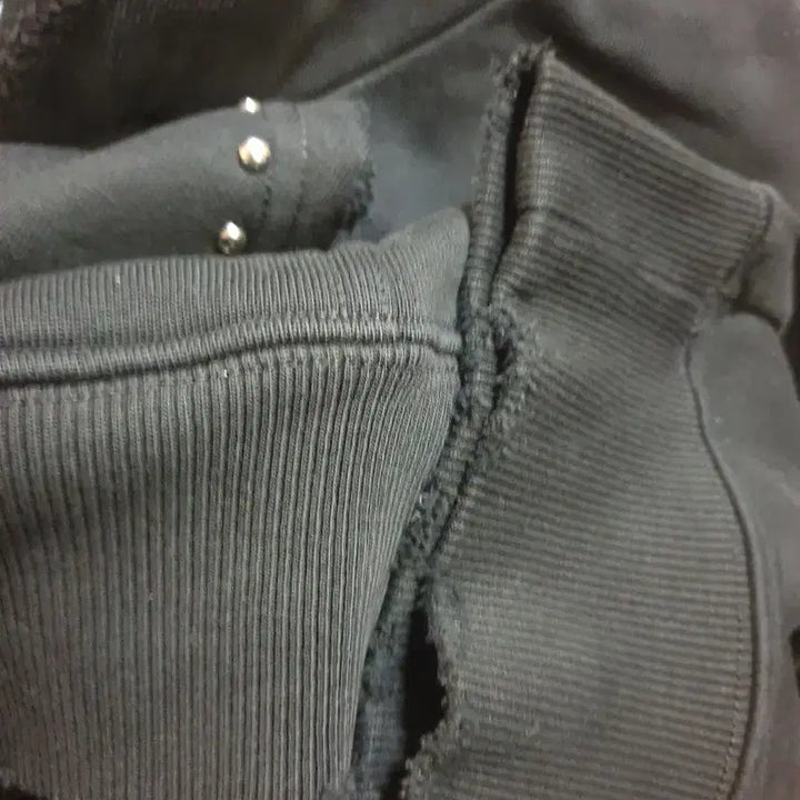 [BUNJANG] MM6 Maison Margiela Studded Hoodie XL / 마르지엘라 MM6 스터드 후디 블랙 XL