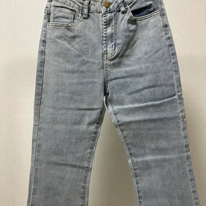 [BUNJANG] Unbranded Stretch Bootcut Jeans / (새상품) 연청 스판 부츠컷 청바지