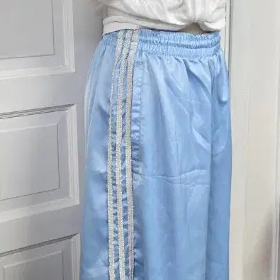 [BUNJANG] Adidas Satin Frill Three-Stripe Track Pants / 아디다스 새틴  프릴삼선 트랙팬츠
