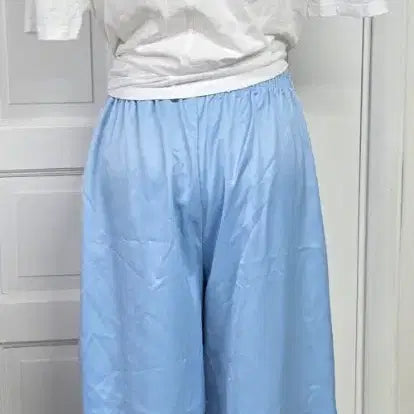 [BUNJANG] Adidas Satin Frill Three-Stripe Track Pants / 아디다스 새틴  프릴삼선 트랙팬츠